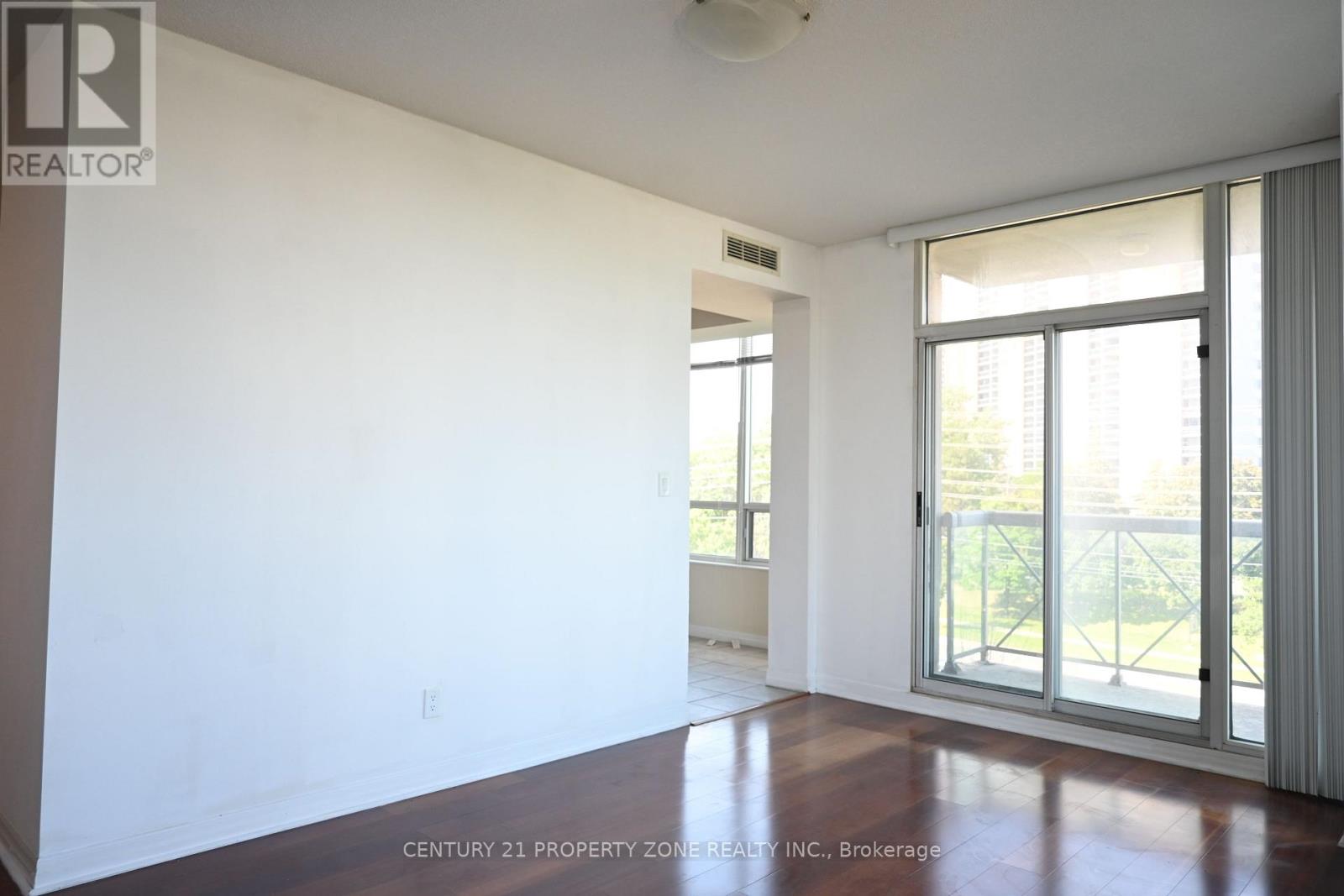 405 - 1359 Rathburn Road E, Mississauga, Ontario  L4W 5P7 - Photo 8 - W13606070