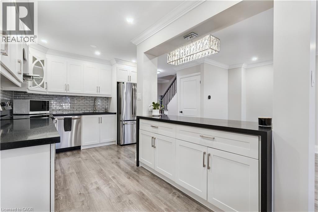 4191 Longmoor Longmoor Drive Unit# 2, Burlington, Ontario  L7L 5J9 - Photo 5 - 40850984