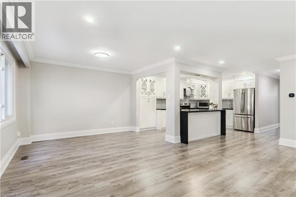 4191 Longmoor Longmoor Drive Unit# 2, Burlington, Ontario  L7L 5J9 - Photo 6 - 40850984