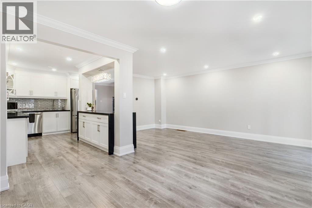 4191 Longmoor Longmoor Drive Unit# 2, Burlington, Ontario  L7L 5J9 - Photo 8 - 40850984