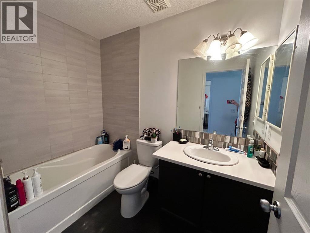 86 Covepark Road, Calgary, Alberta  T3K 6B9 - Photo 16 - A2330032