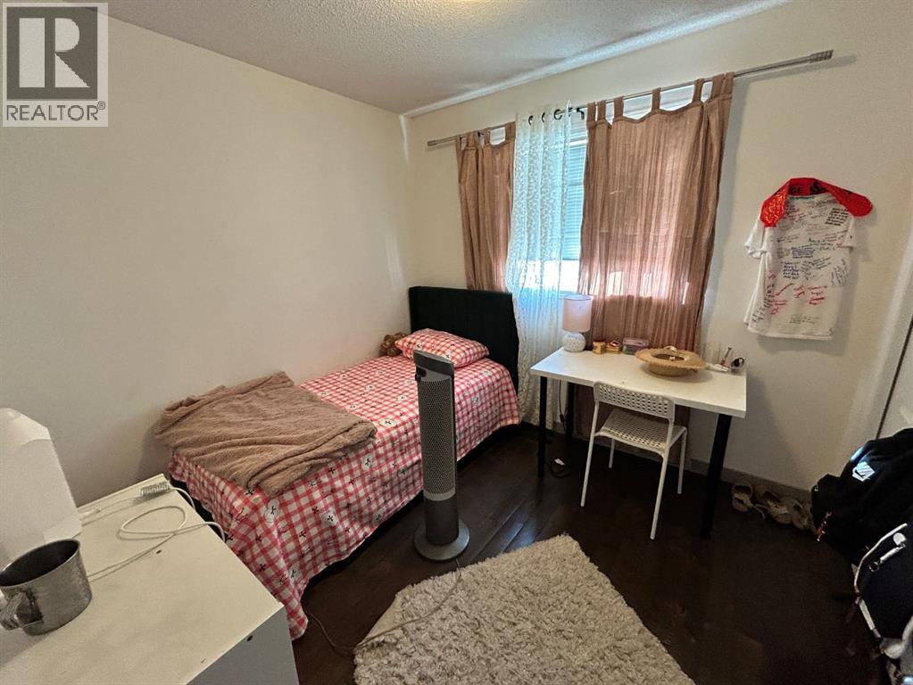 86 Covepark Road, Calgary, Alberta  T3K 6B9 - Photo 15 - A2330032