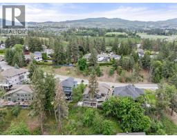 594 Vintage Terrace Road, Kelowna, British Columbia  V1W 3B3 - Photo 3 - 10389148