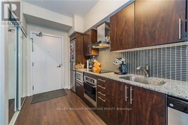 2020 - 352 Front Street W, Toronto, Ontario  M5V 1B5 - Photo 3 - C13606384