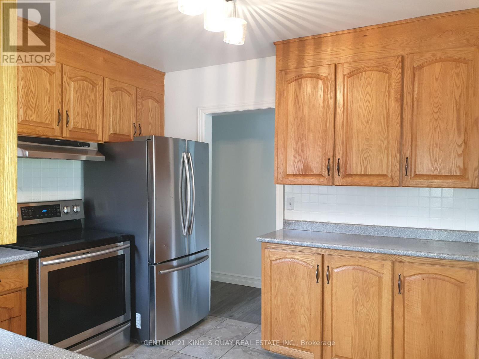 18 Manor Crescent, Quinte West, Ontario  K8V 3Z7 - Photo 6 - X13606416