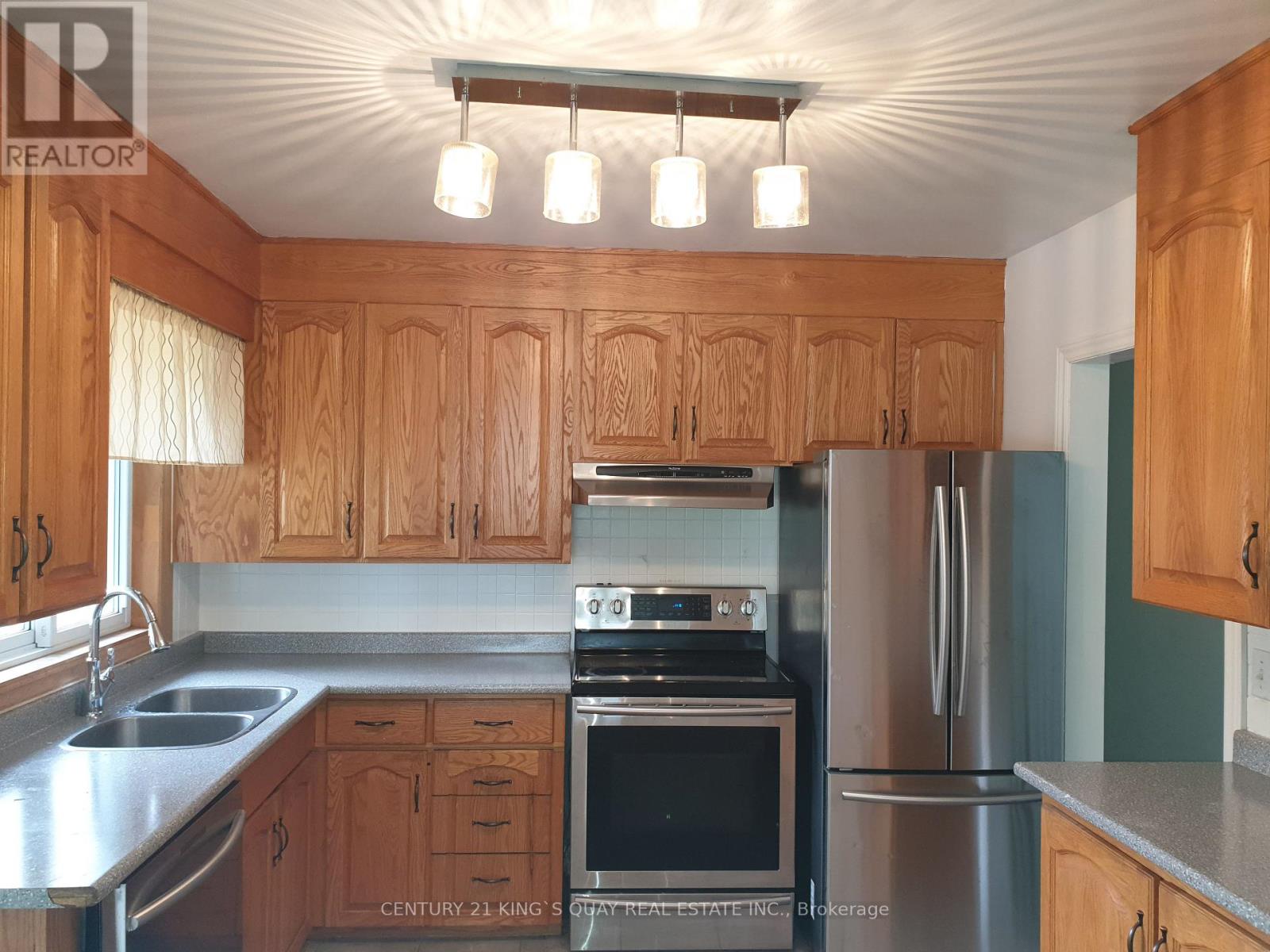 18 Manor Crescent, Quinte West, Ontario  K8V 3Z7 - Photo 7 - X13606416