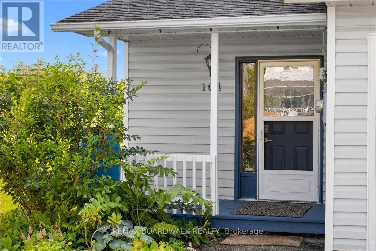 104 Dunham Street, Carleton Place, Ontario  K7C 4M8 - Photo 2 - X13606438