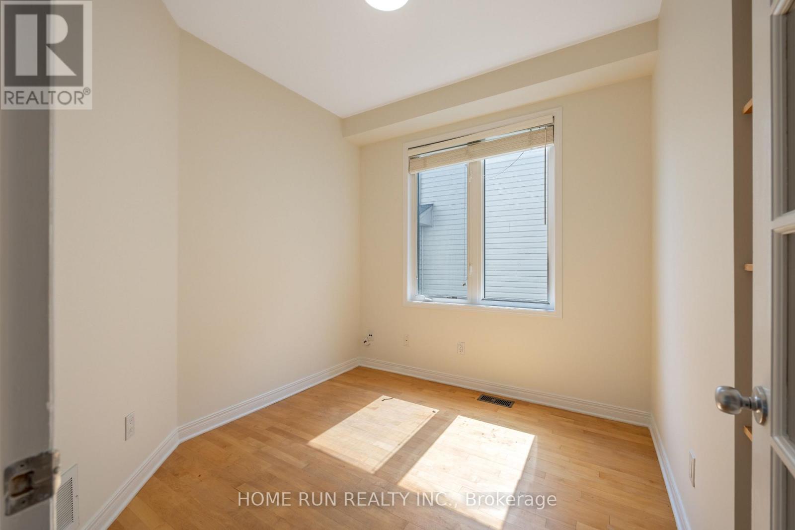 281 Goldridge Drive, Ottawa, Ontario  K2T 1H4 - Photo 12 - X13606440