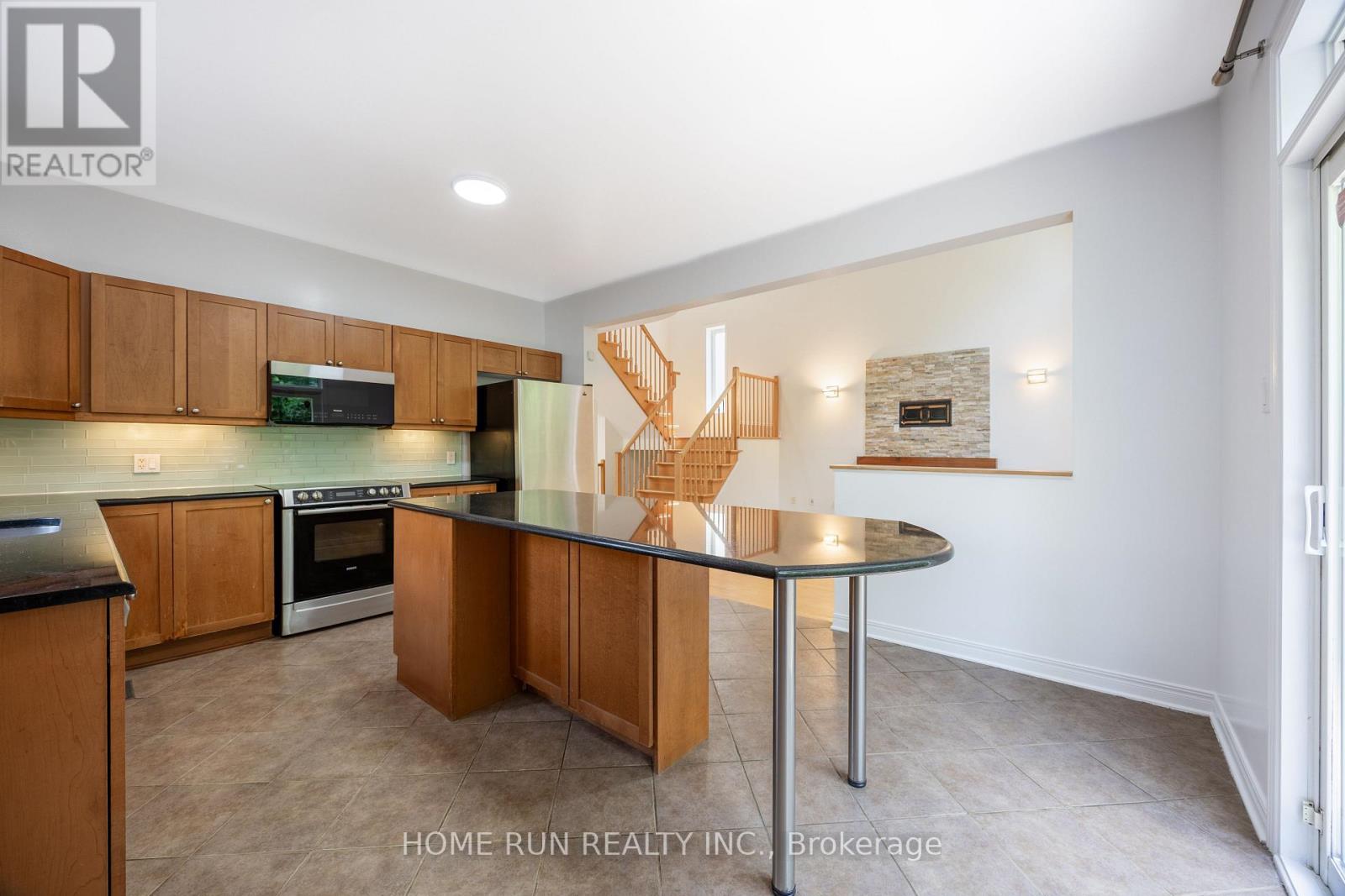 281 Goldridge Drive, Ottawa, Ontario  K2T 1H4 - Photo 25 - X13606440