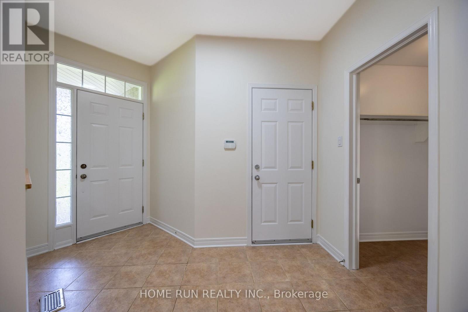 281 Goldridge Drive, Ottawa, Ontario  K2T 1H4 - Photo 4 - X13606440