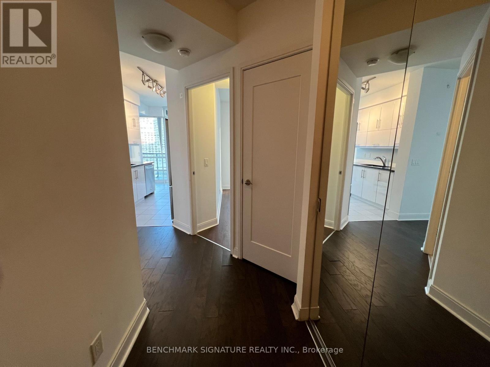 2907 - 825 Church Street, Toronto, Ontario  M4W 3Z4 - Photo 5 - C13606432