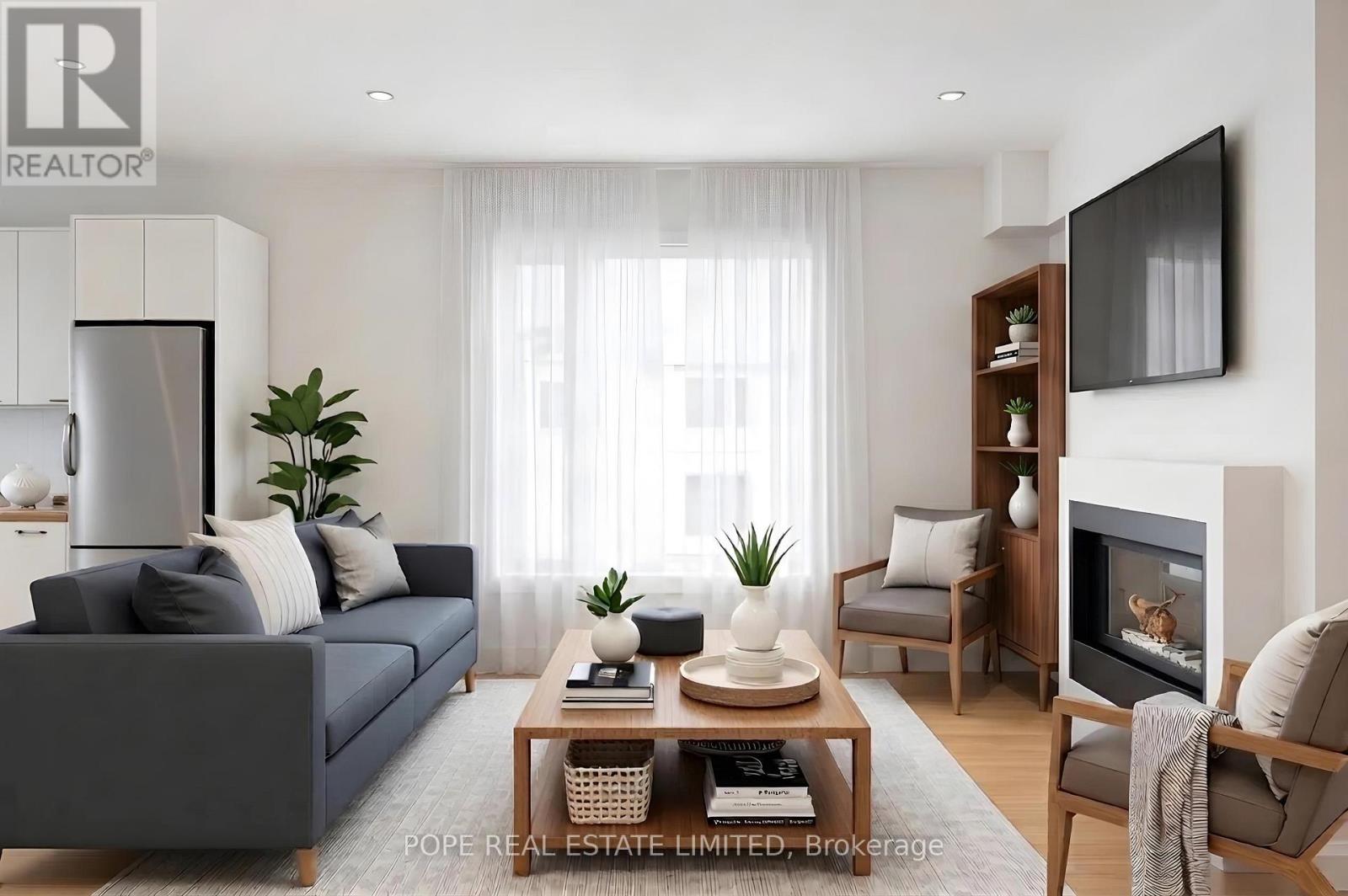 5 - 427 CRAWFORD STREET, Toronto, Ontario