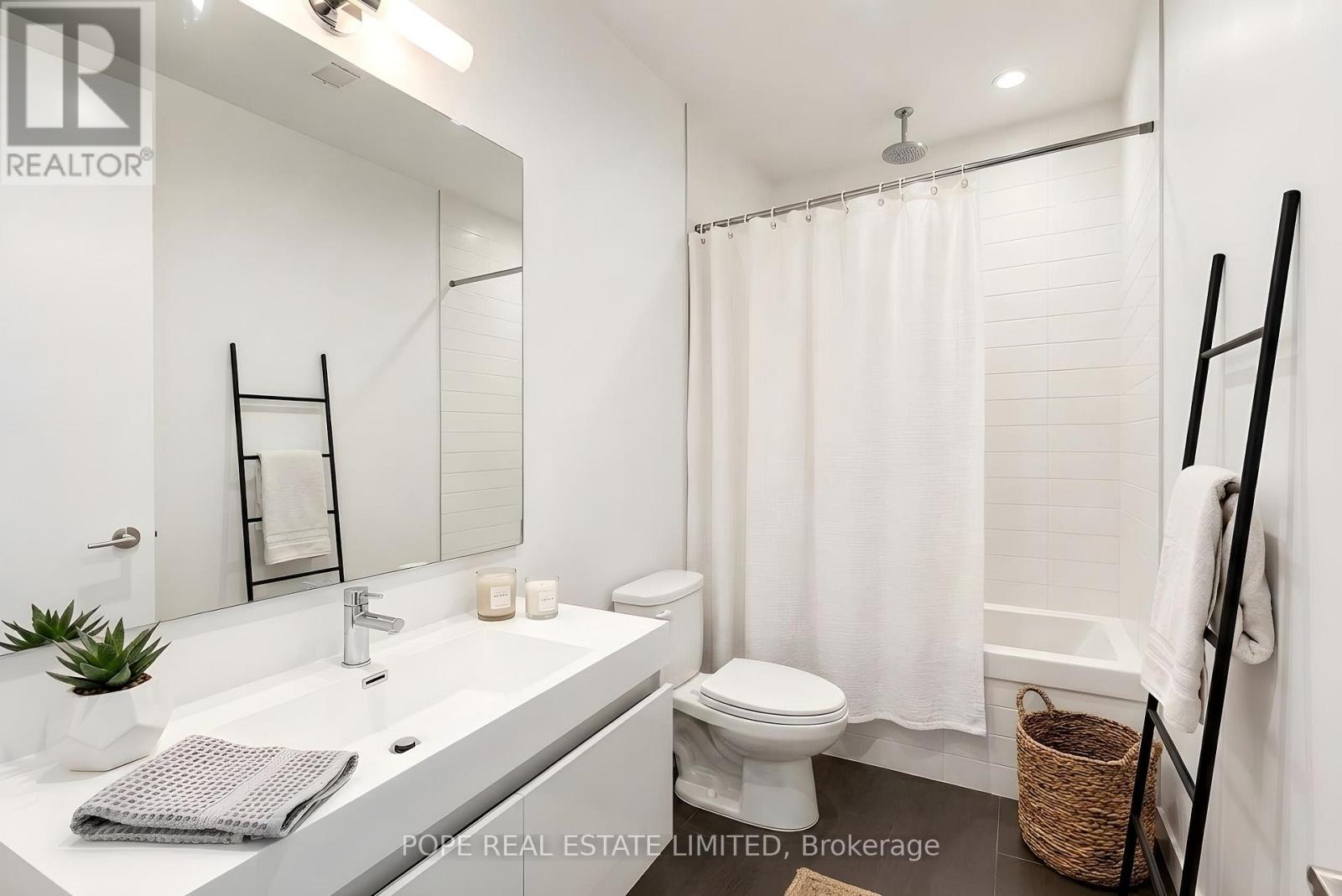 5 - 427 Crawford Street, Toronto, Ontario  M6G 3J7 - Photo 6 - C13606444