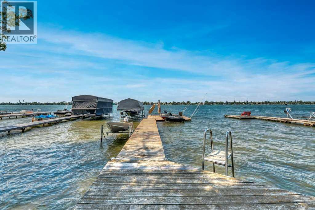 601 East Chestermere Drive, Chestermere, Alberta  T1X 1A4 - Photo 44 - A2325933