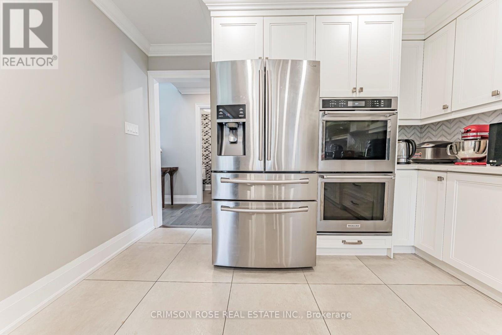 Upper Half - 1588 Stationmaster Lane, Oakville, Ontario  L6M 3A9 - Photo 13 - W13606446