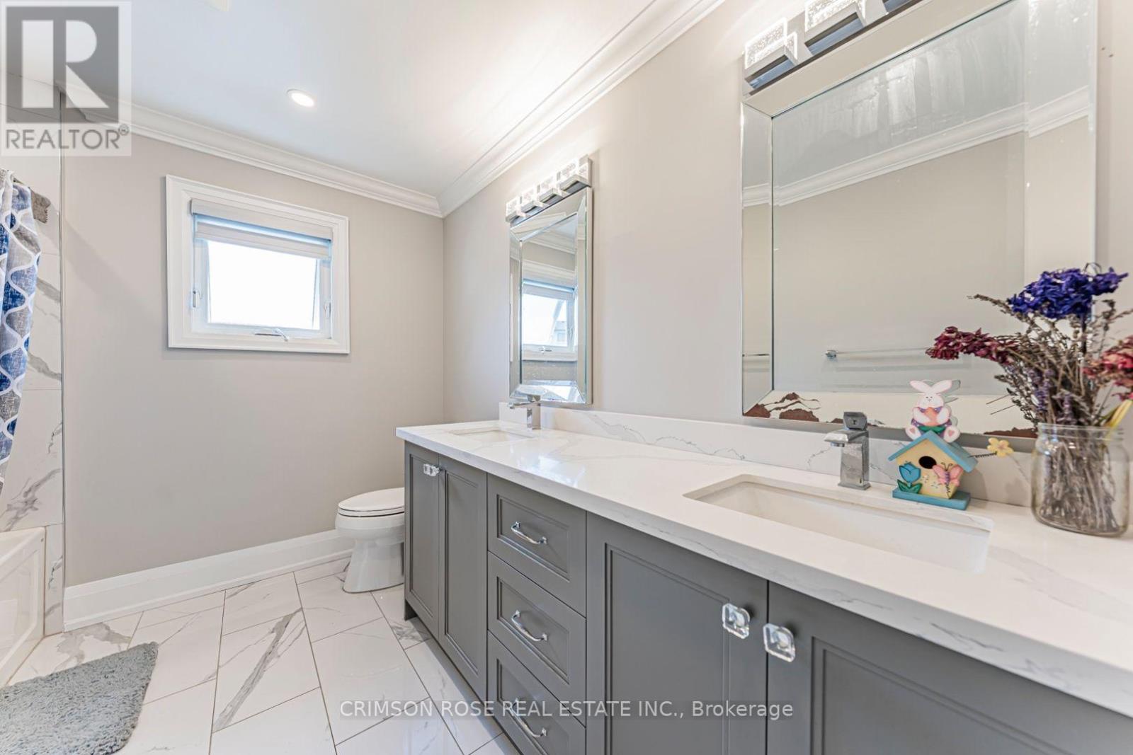 Upper Half - 1588 Stationmaster Lane, Oakville, Ontario  L6M 3A9 - Photo 27 - W13606446