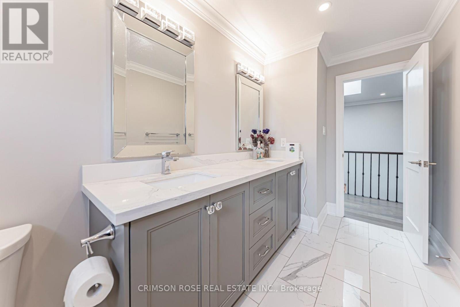 Upper Half - 1588 Stationmaster Lane, Oakville, Ontario  L6M 3A9 - Photo 28 - W13606446