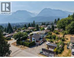 40256 AYR DRIVE, Squamish, British Columbia