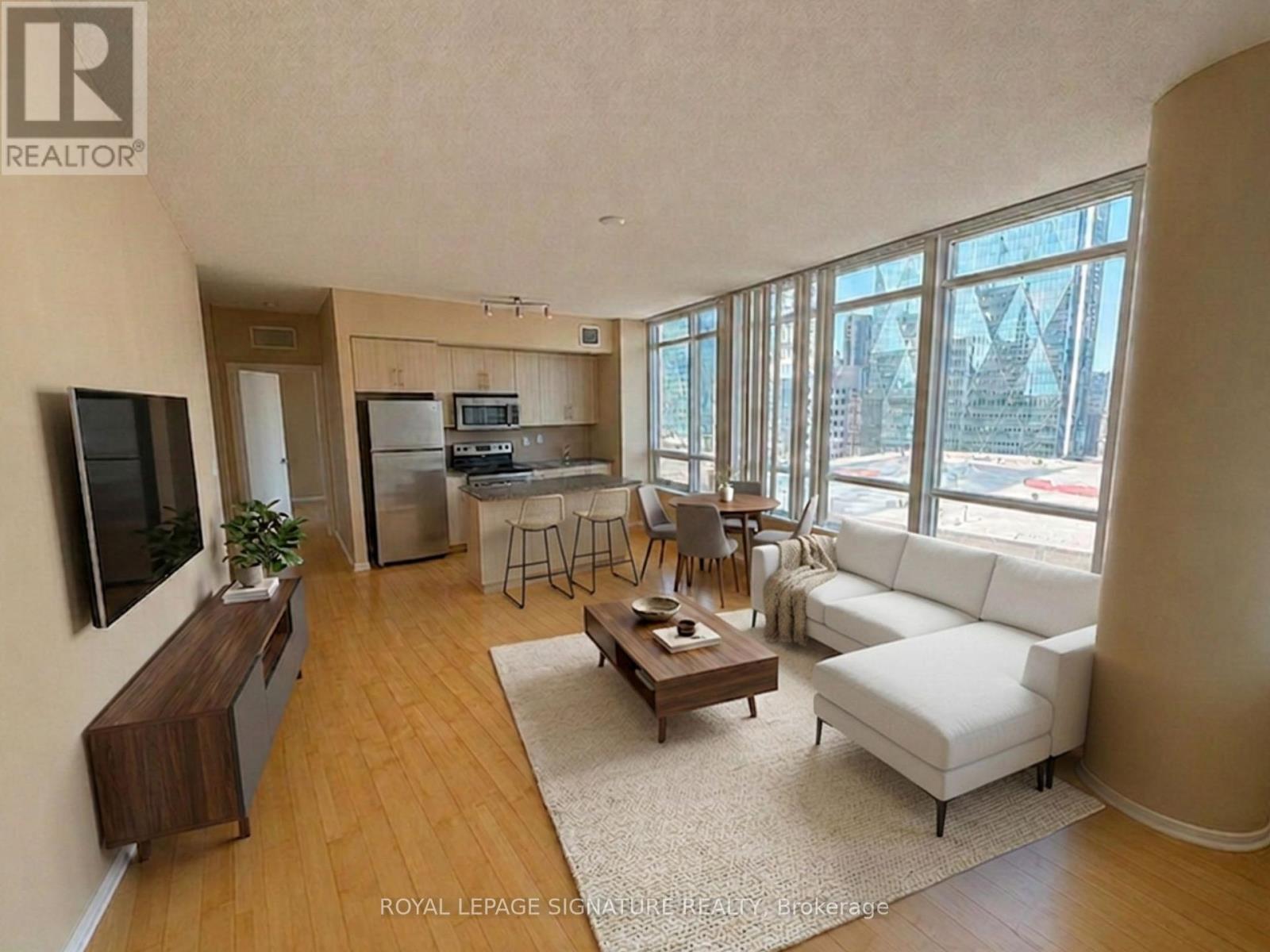 1310 - 65 Bremner Boulevard, Toronto, Ontario  M5J 0A7 - Photo 3 - C13601360