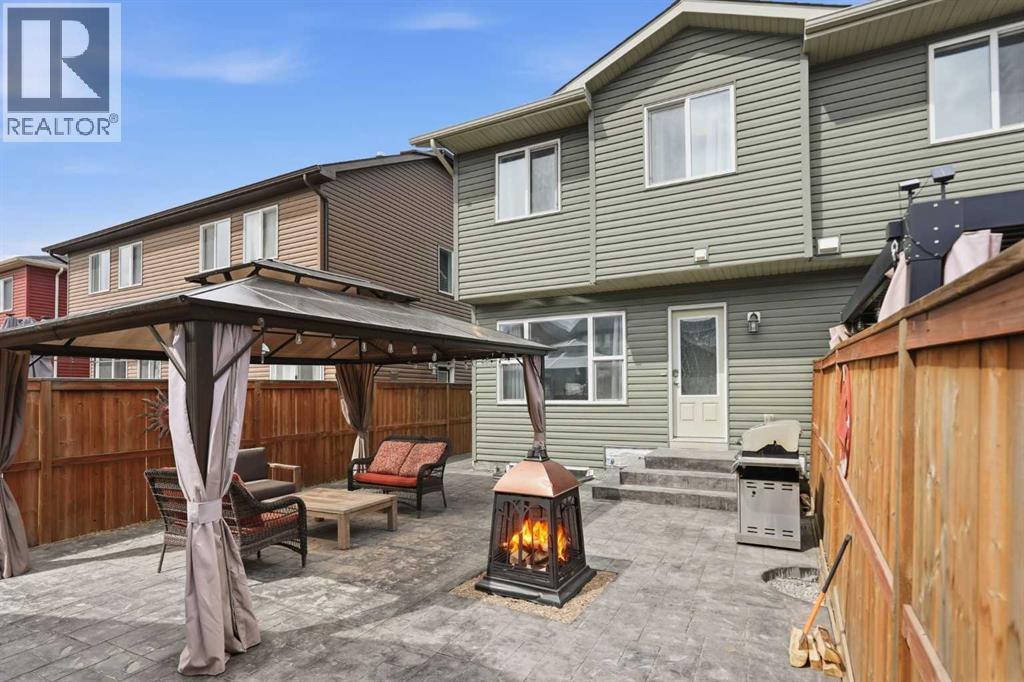 225 Fireside Drive, Cochrane, Alberta  T4C 2L4 - Photo 28 - A2323609