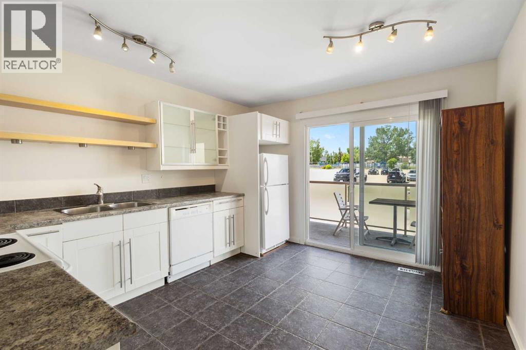 303, 1305 Glenmore Trail SW, Calgary, Alberta  T2V 4Y8 - Photo 12 - A2323811