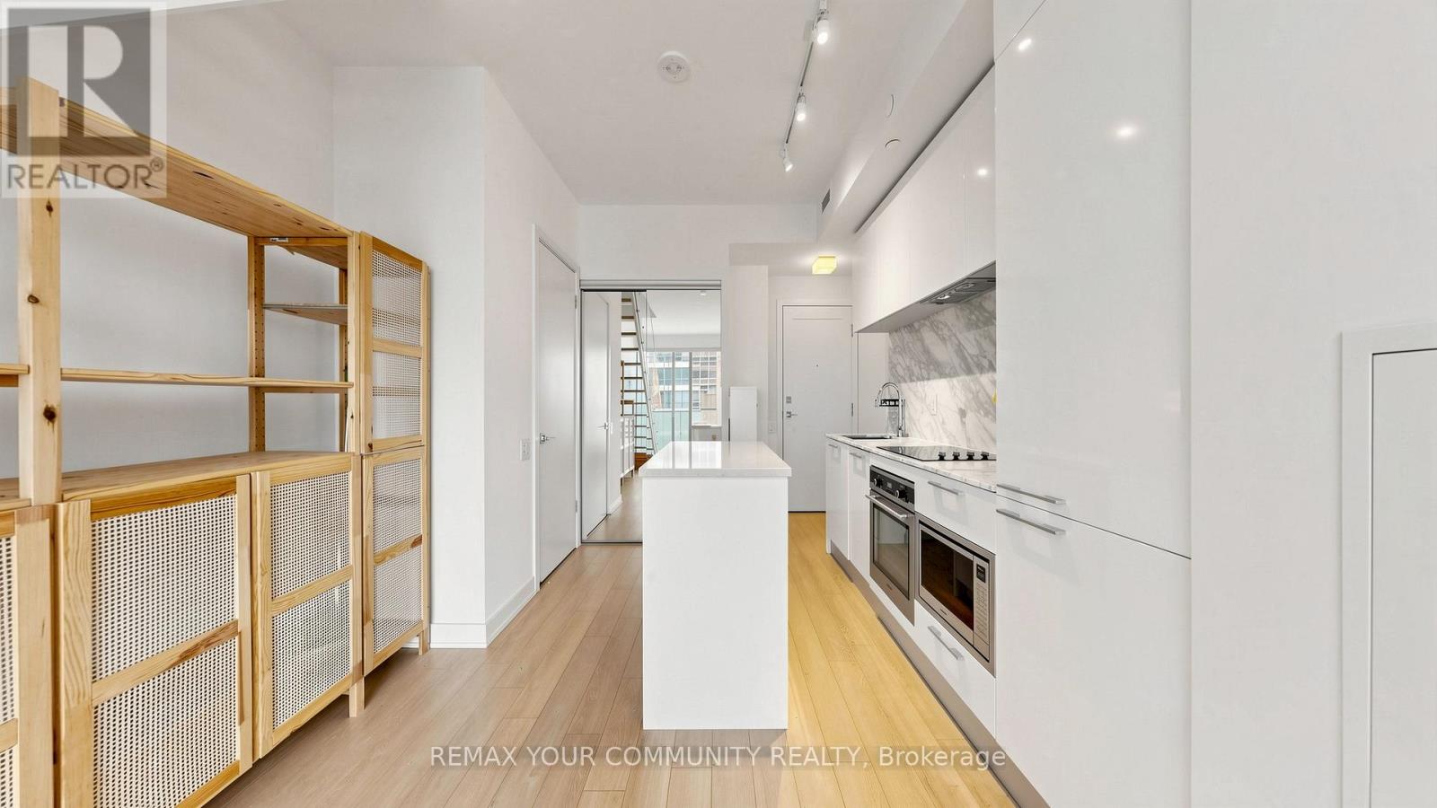 2011 - 57 St Joseph Street, Toronto, Ontario M5S 0C5 - Photo 17 - C13603420