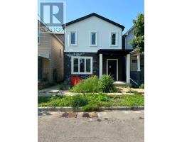 62 BEECHWOOD AVENUE, Hamilton, Ontario