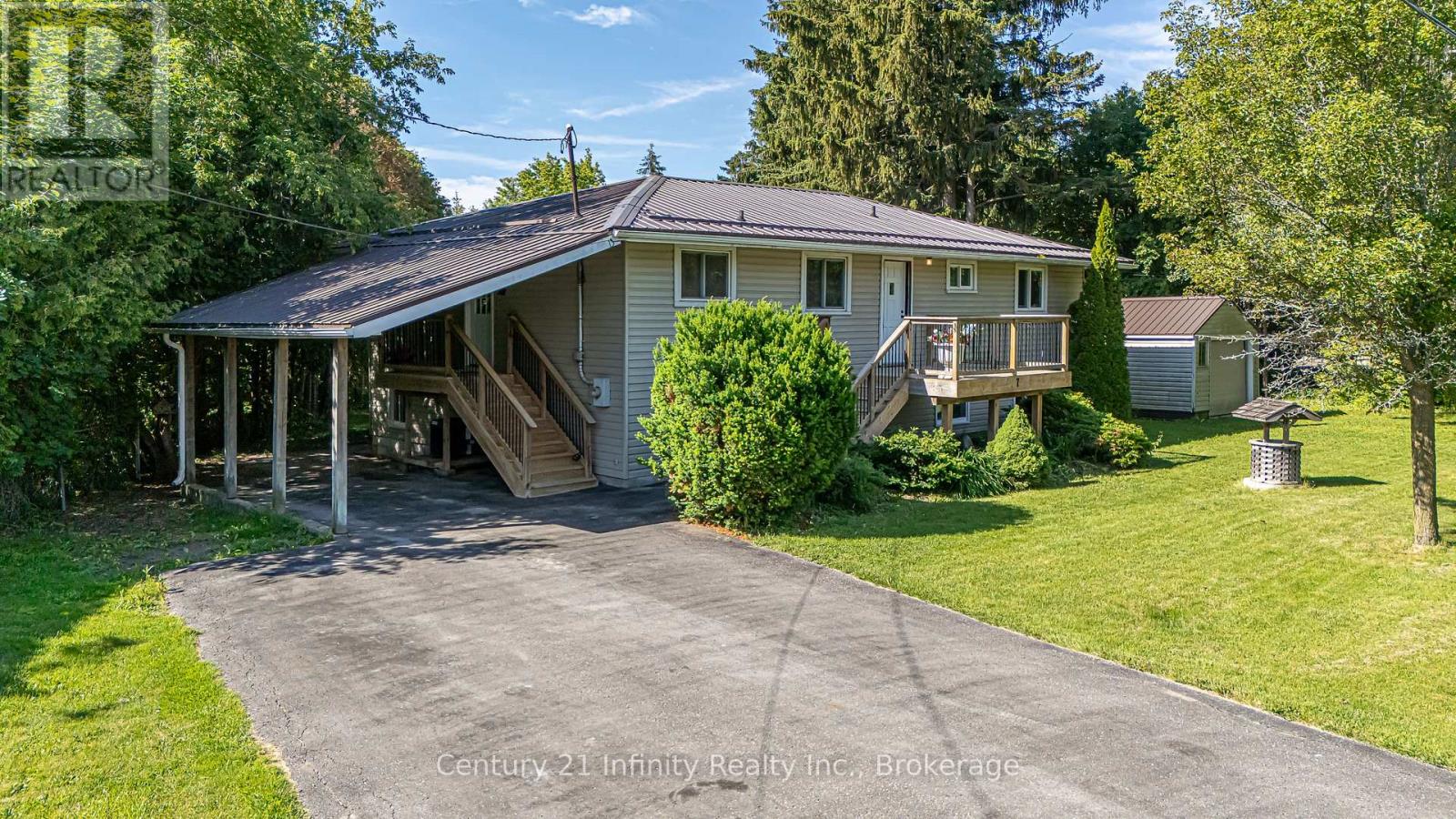 7 Robmar Street, Whitby, Ontario  L1M 1T8 - Photo 2 - E13606508
