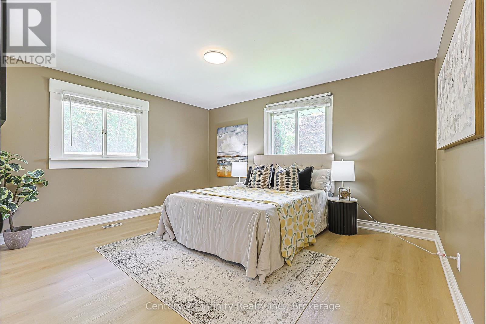 7 Robmar Street, Whitby, Ontario  L1M 1T8 - Photo 20 - E13606508