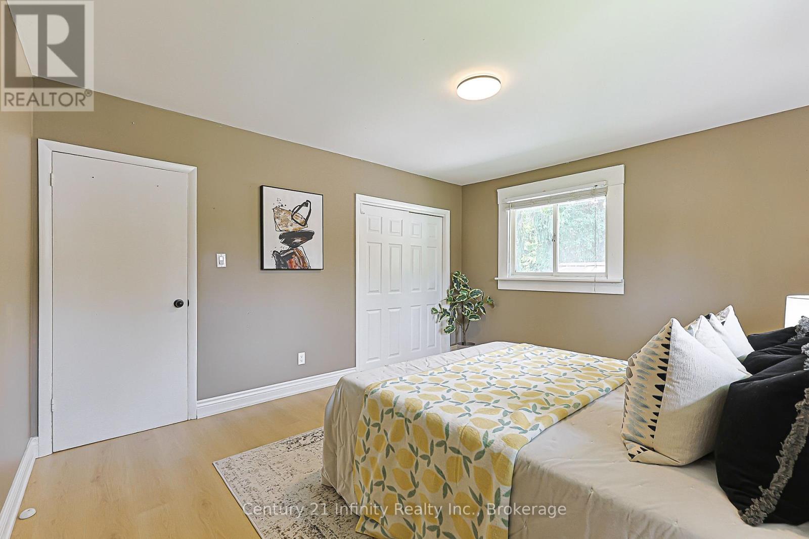 7 Robmar Street, Whitby, Ontario  L1M 1T8 - Photo 21 - E13606508