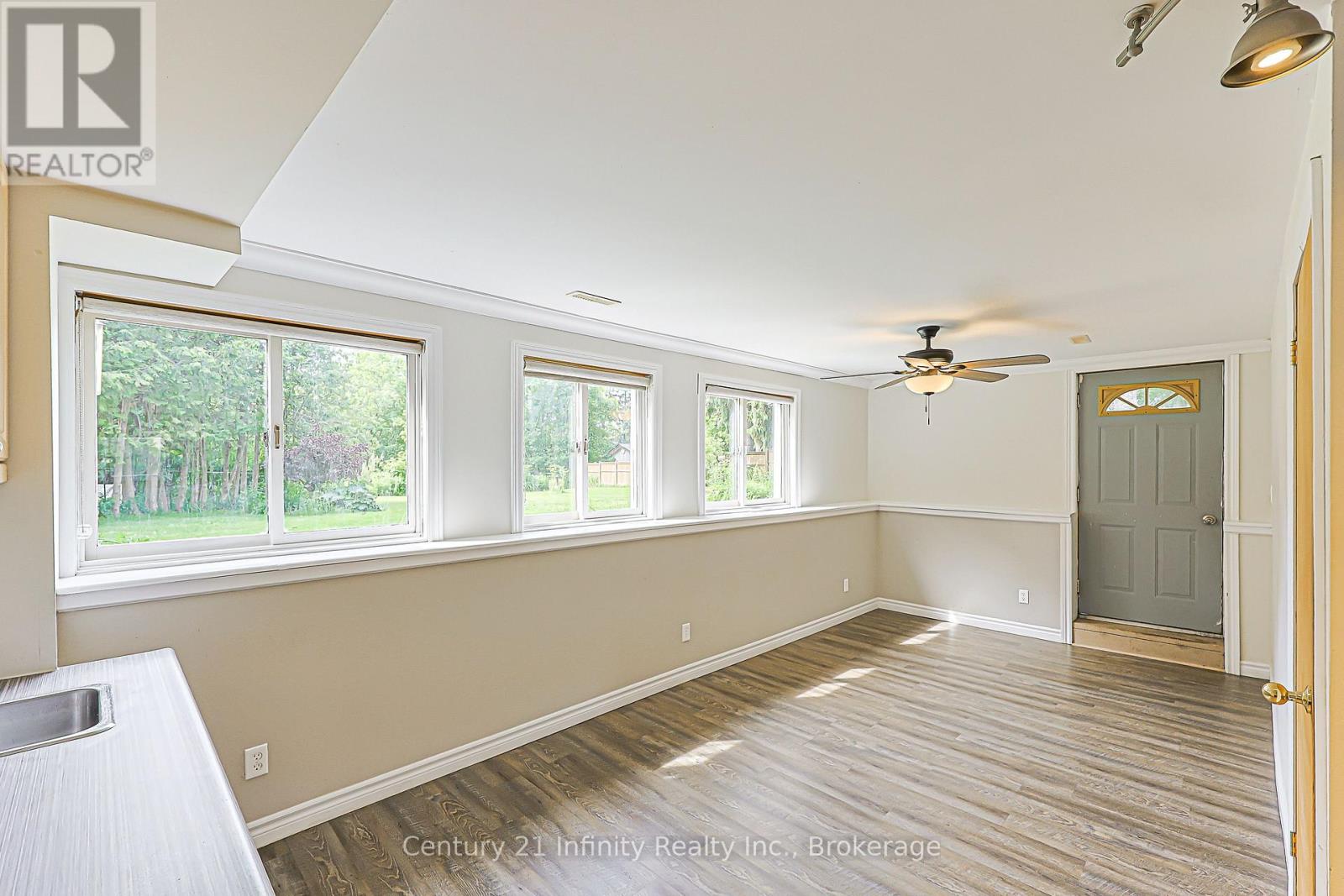 7 Robmar Street, Whitby, Ontario  L1M 1T8 - Photo 33 - E13606508