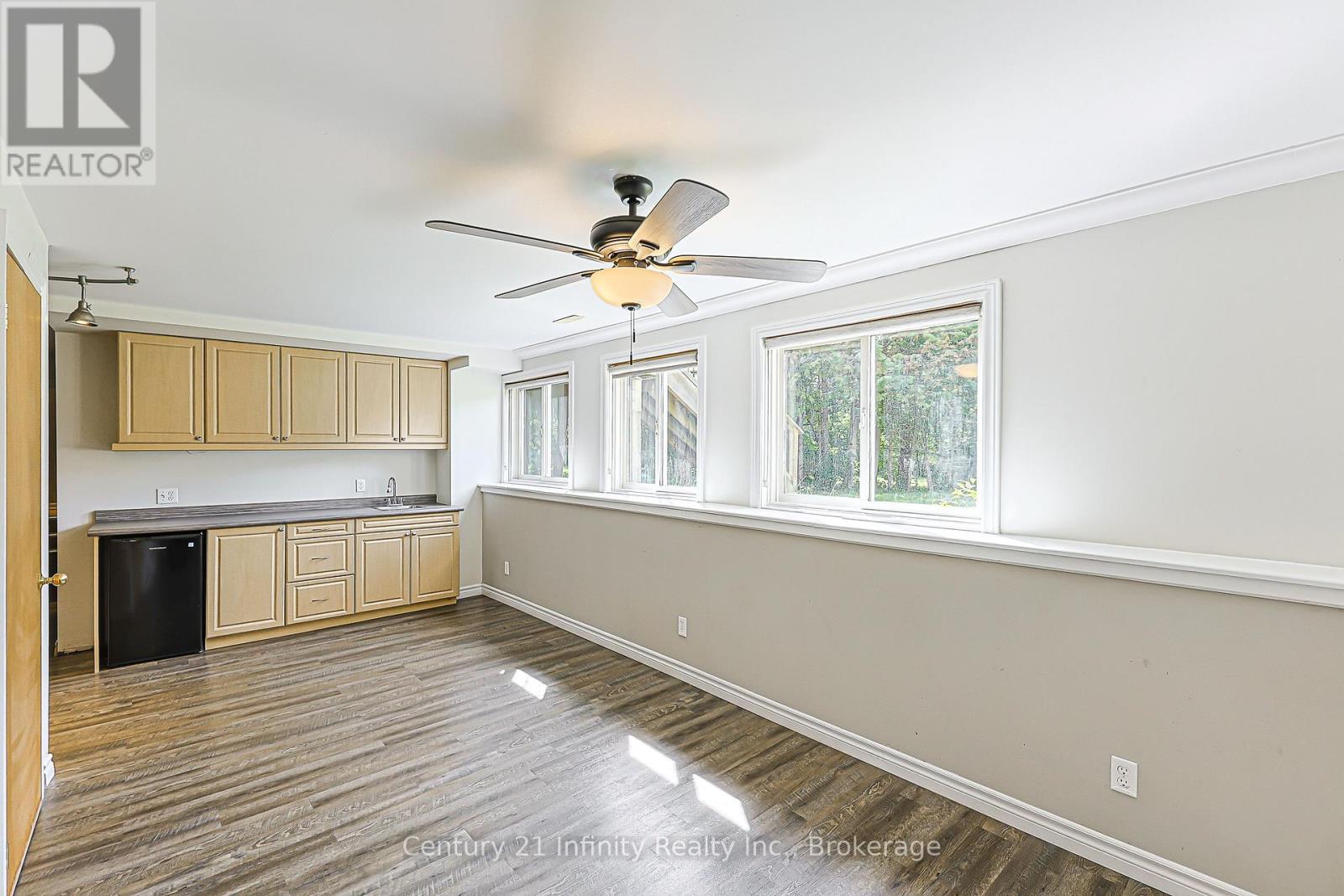 7 Robmar Street, Whitby, Ontario  L1M 1T8 - Photo 34 - E13606508