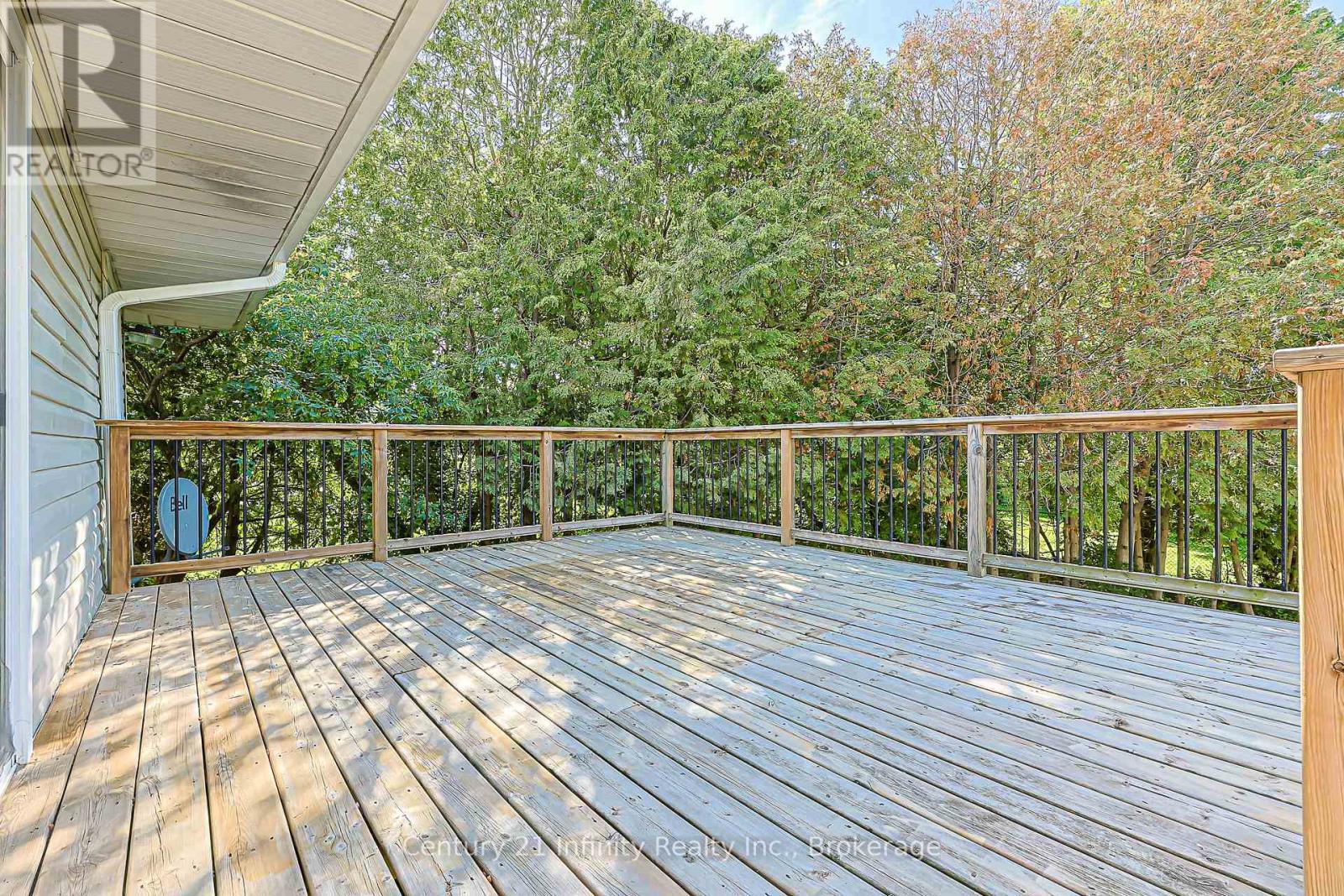 7 Robmar Street, Whitby, Ontario  L1M 1T8 - Photo 36 - E13606508
