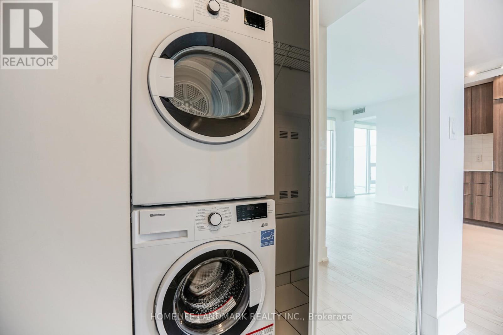 3806 - 955 Bay Street, Toronto, Ontario  M5S 2A2 - Photo 21 - C13606496