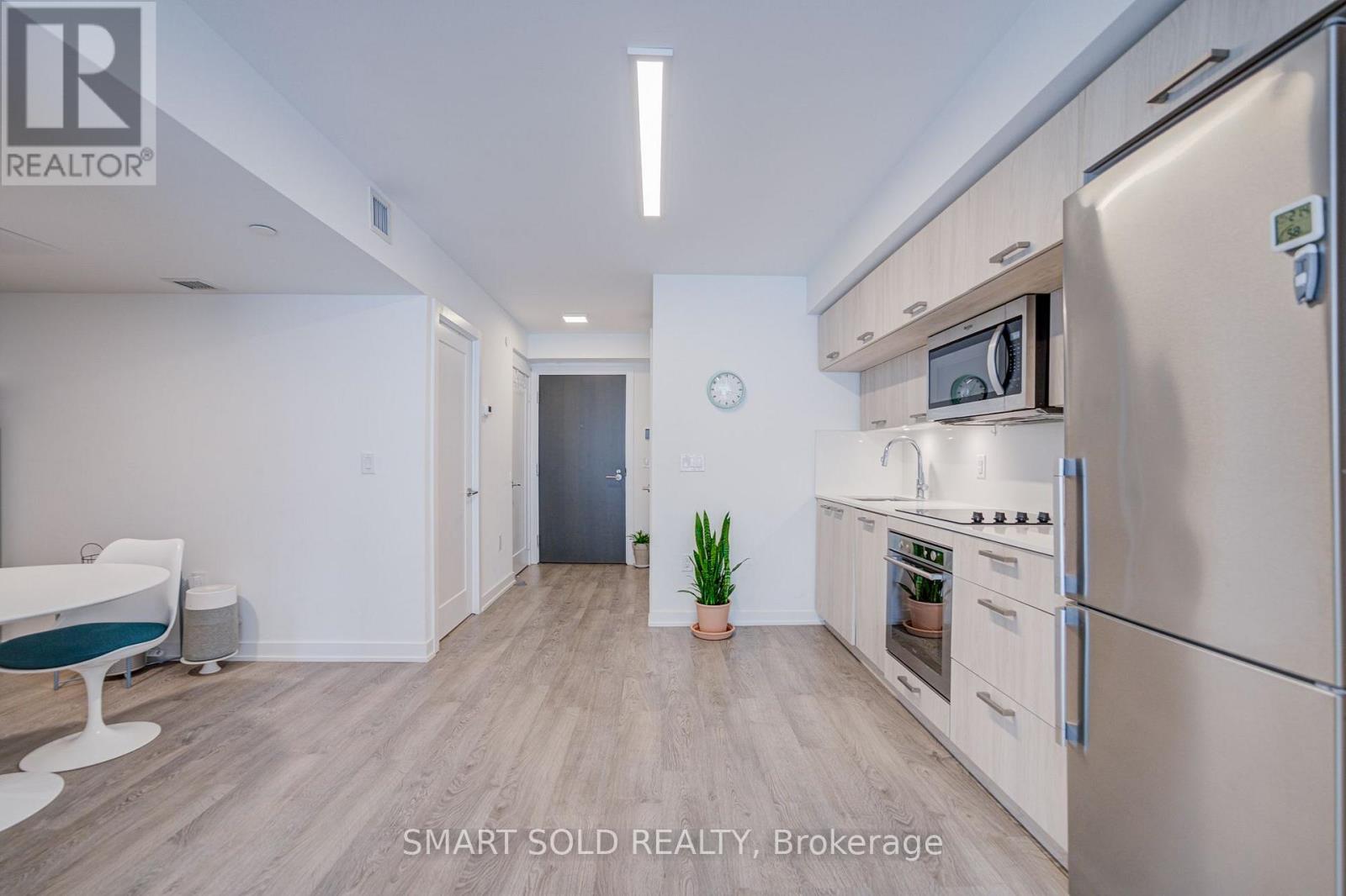 813 - 50 Mccaul Street, Toronto, Ontario  M5T 1V9 - Photo 9 - C13606506