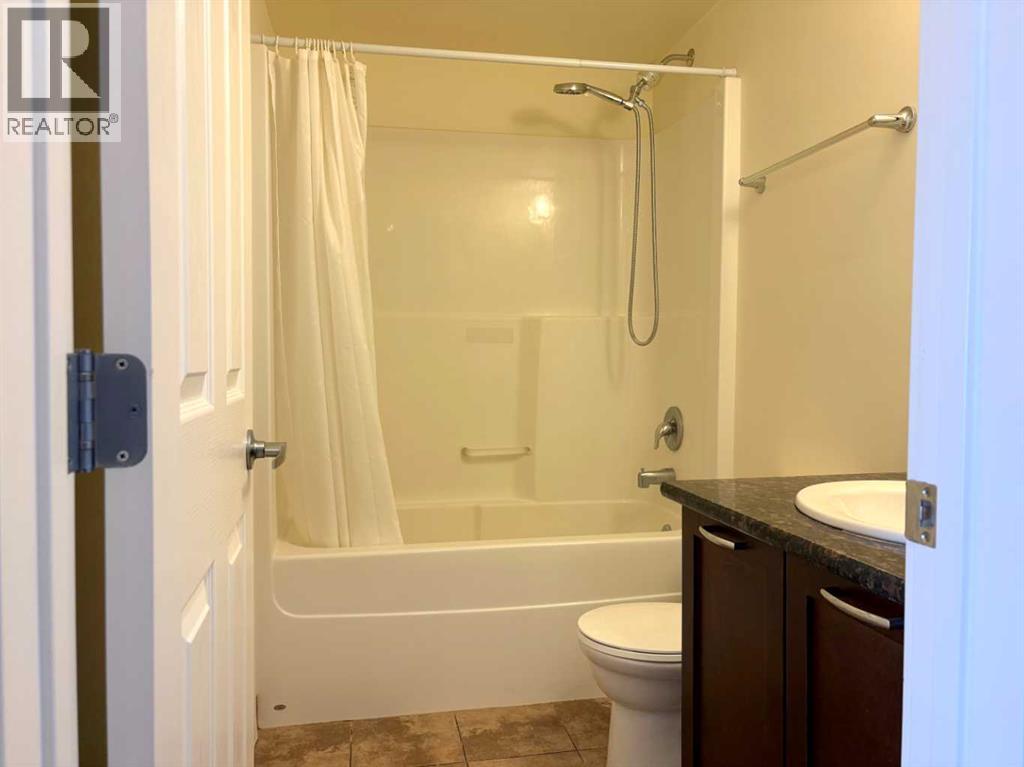 208, 3820 Brentwood Road NW, Calgary, Alberta  T2L 2L5 - Photo 9 - A2304082