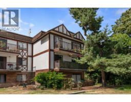 204 131 W 4TH STREET, North Vancouver, British Columbia