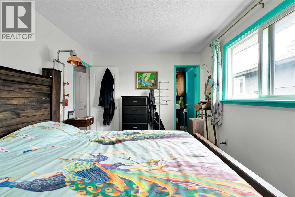 3722 Dover Ridge Drive SE, Calgary, Alberta  T2B 2C8 - Photo 20 - A2329946