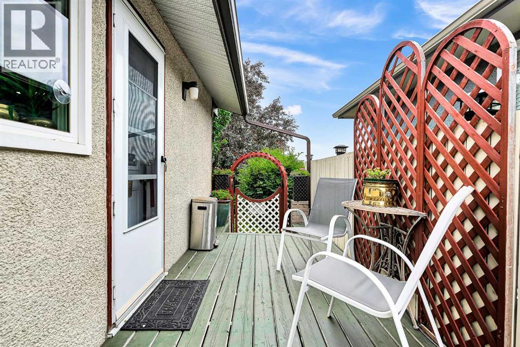 3722 Dover Ridge Drive SE, Calgary, Alberta  T2B 2C8 - Photo 45 - A2329946