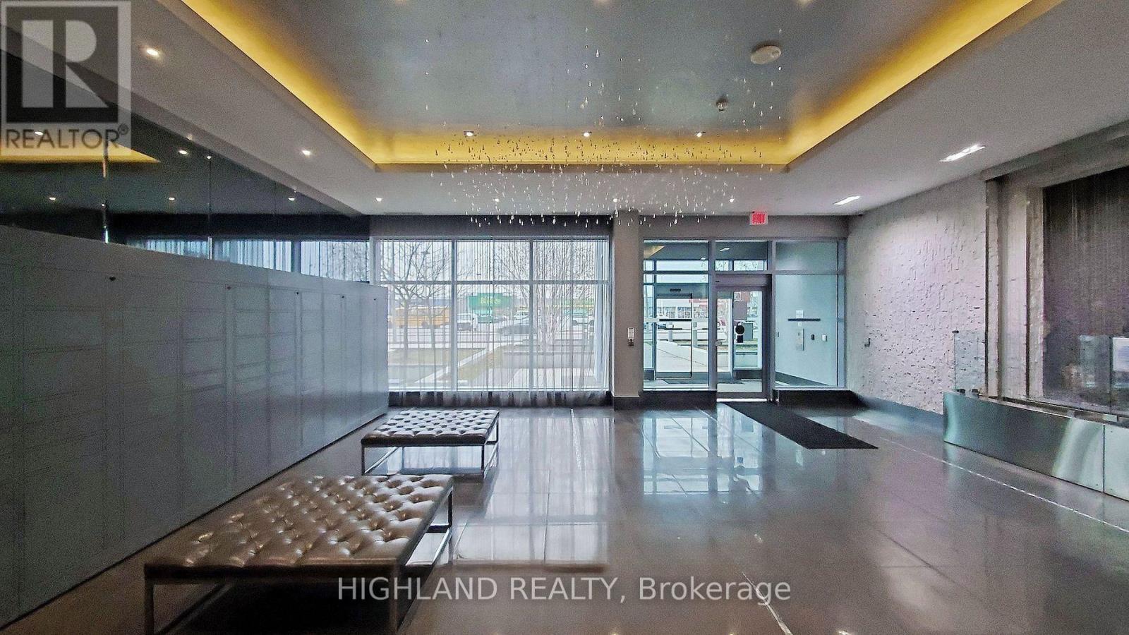 306 - 55 Speers Road, Oakville, Ontario  L6K 0H9 - Photo 2 - W13606520