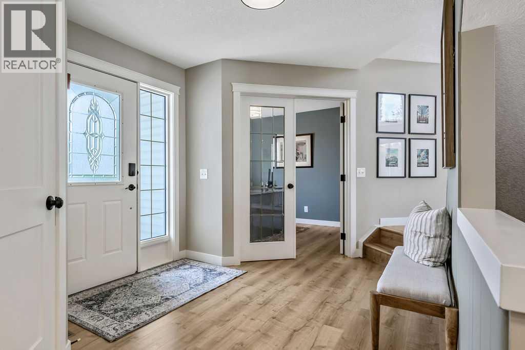 9 Sheep River Heath, Okotoks, Alberta  T1S 1T7 - Photo 3 - A2331715
