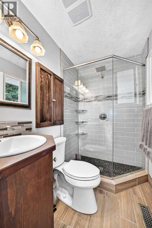 520 Oakwood Place SW, Calgary, Alberta  T2V 0K3 - Photo 20 - A2330491