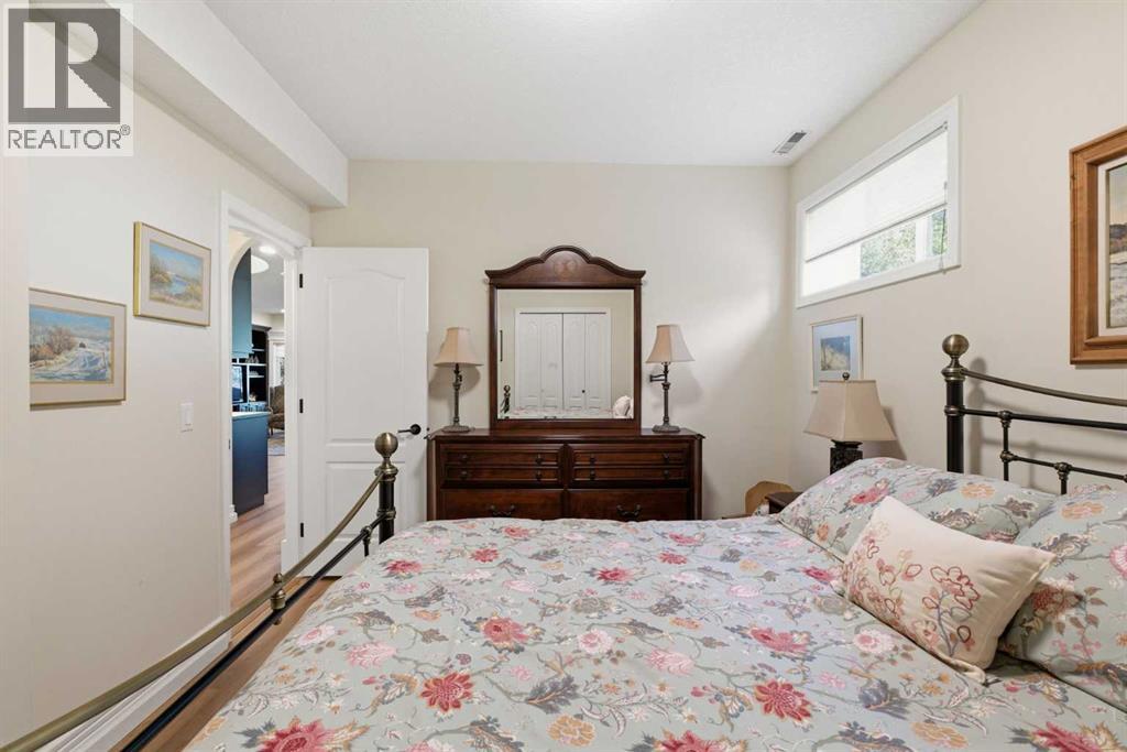 167 Valley Ridge Green NW, Calgary, Alberta  T3B 5L6 - Photo 28 - A2331869