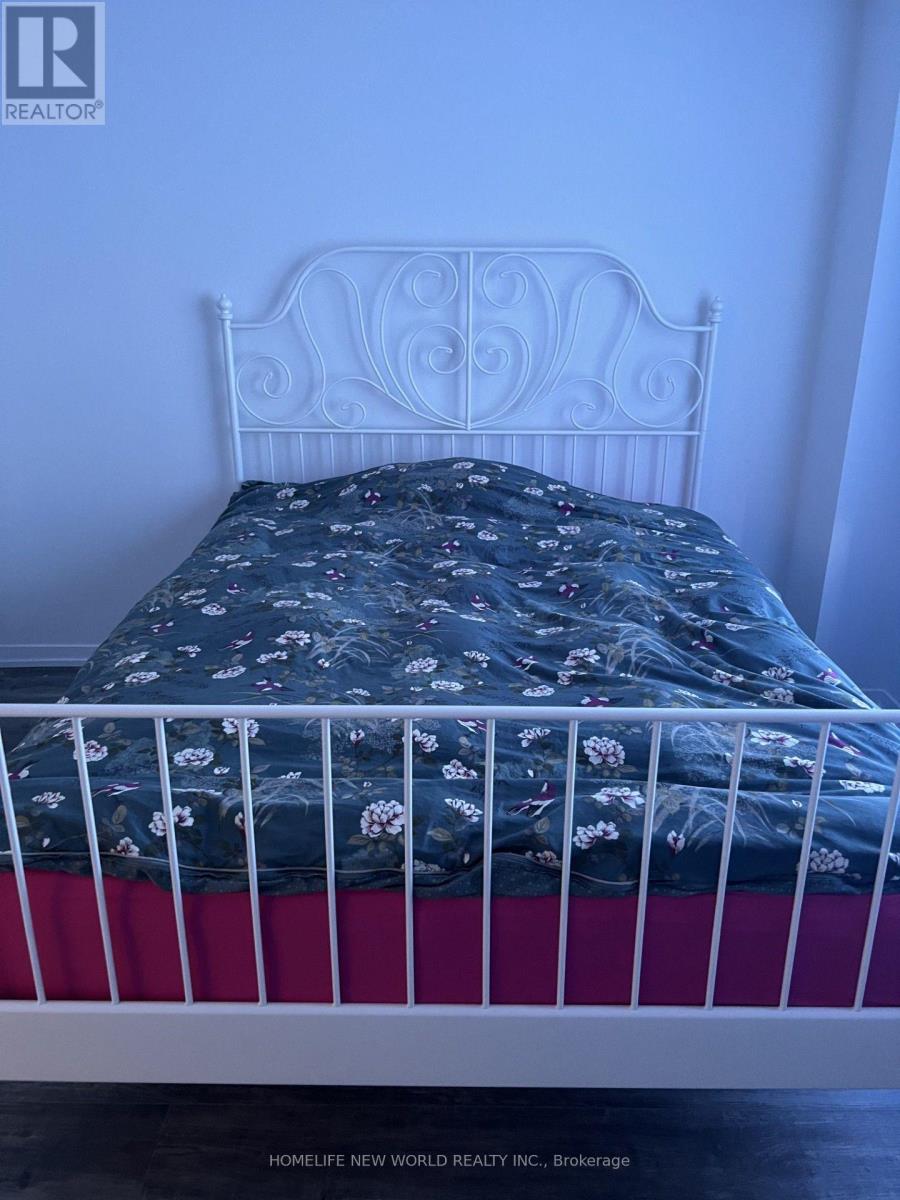 Main Rm - 1464 19th Avenue, Richmond Hill, Ontario  L4E 1P5 - Photo 12 - N13582194