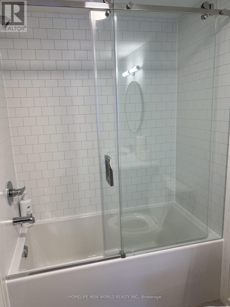 Main Rm - 1464 19th Avenue, Richmond Hill, Ontario  L4E 1P5 - Photo 7 - N13582194