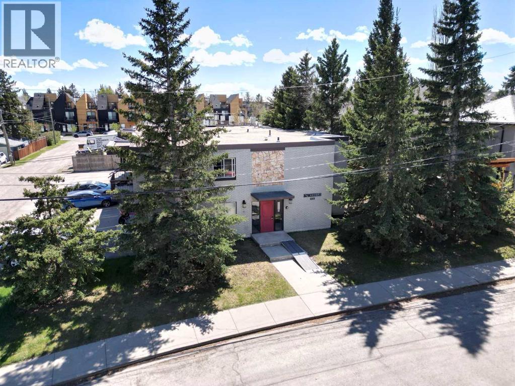 1639 Acton Avenue SW, Calgary, Alberta  T2T 2R1 - Photo 2 - A2310217