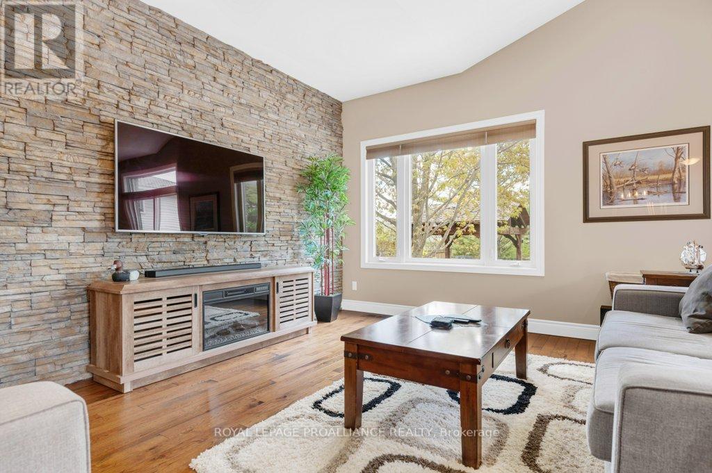 9 Kipling Drive, Belleville, Ontario  K8N 0C9 - Photo 19 - X13117992