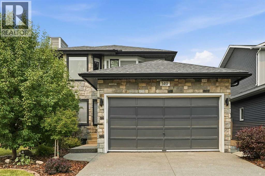 149 Riverglen Close SE, Calgary, Alberta  T2C 3W3 - Photo 1 - A2331522