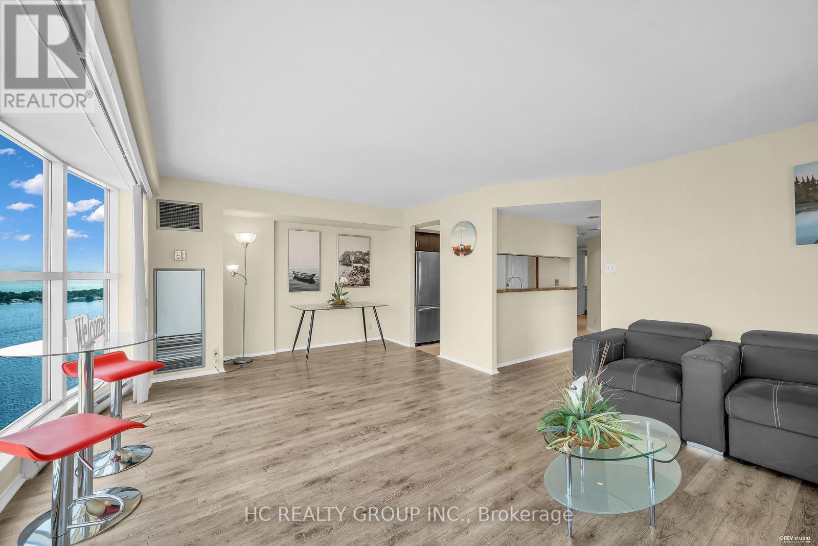 3902 - 99 Harbour Square, Toronto, Ontario  M5J 2H2 - Photo 2 - C13606586