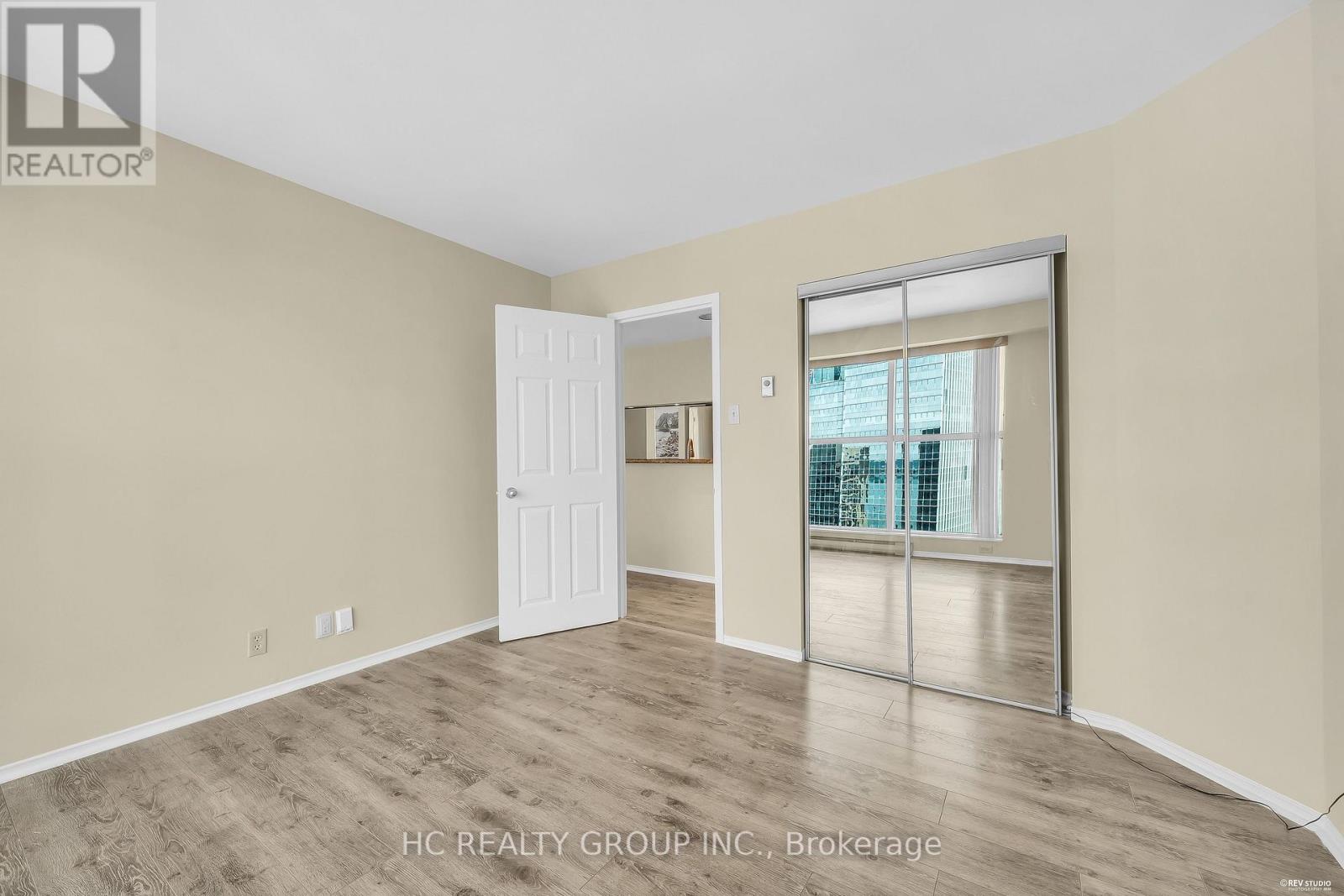 3902 - 99 Harbour Square, Toronto, Ontario  M5J 2H2 - Photo 9 - C13606586
